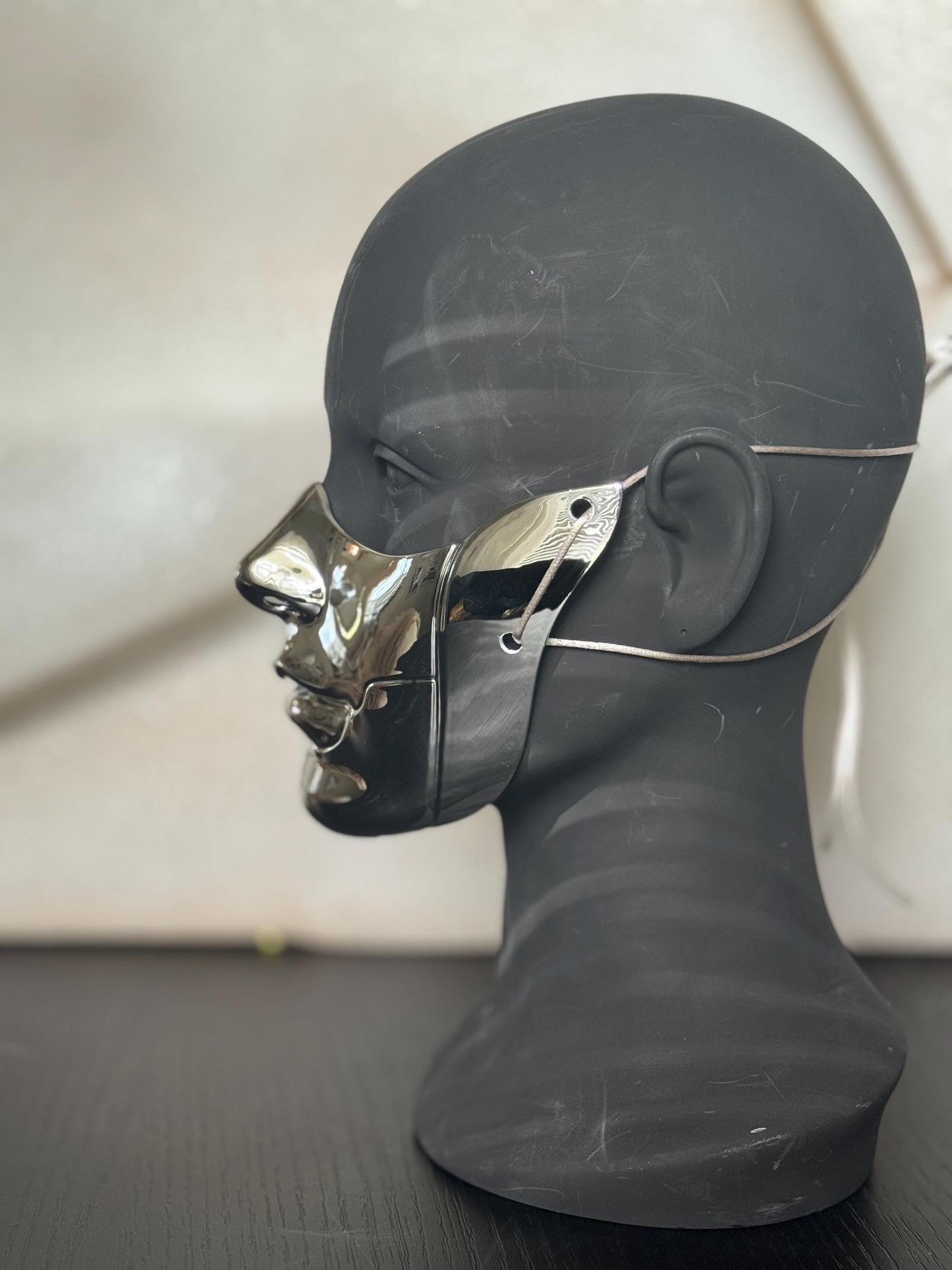 Gold Face Mask: Cyberpunk Cosplay Armor, Gothic Masquerade